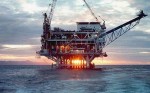 Η ένταση στην ανατολική Μεσόγειο για τα πετρέλαια απειλή για τους λαούς