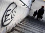 Ανεργία νέων στην Ελλάδα: Η πιο τρομακτική γραφική παράσταση της Ευρώπης έγινε ακόμα πιο τρομακτική